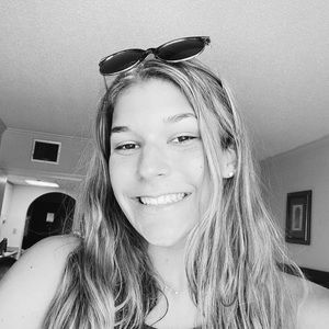 Meet your Posher, Kaitlyn